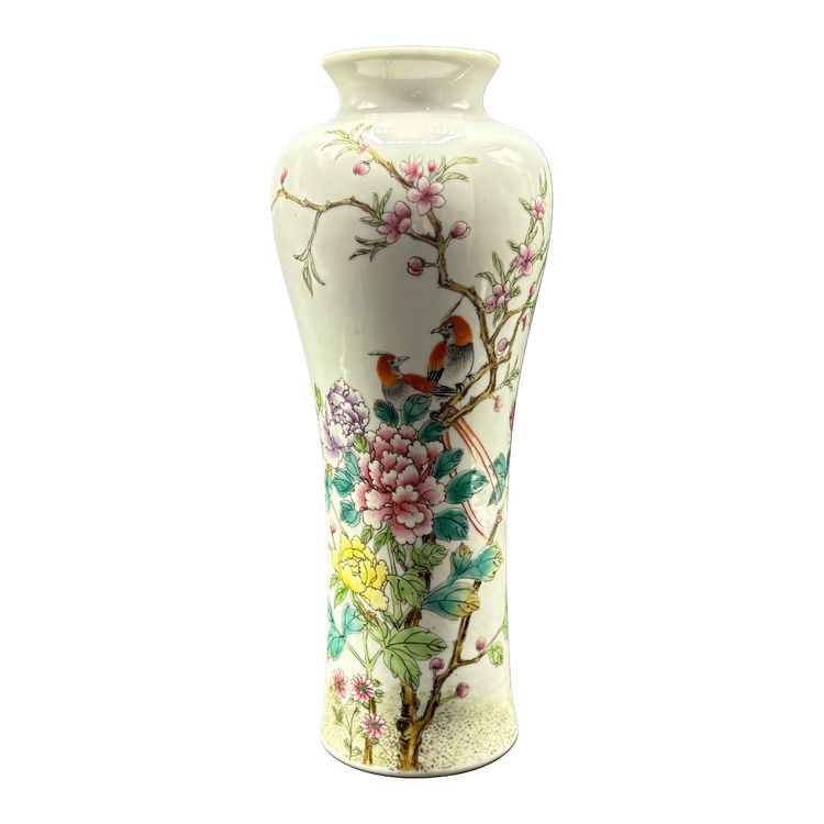 CHINESE VASE