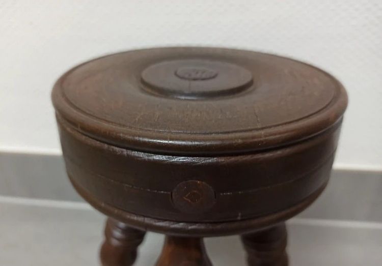 Tabouret ancien en bois tourné dlg de Charles Dudouyt, 50, 60 & 70