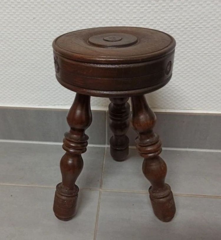 Tabouret ancien en bois tourné dlg de Charles Dudouyt, 50, 60 & 70