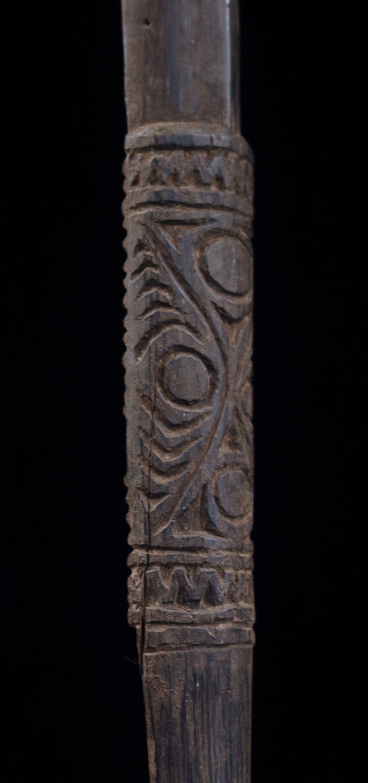 Pointe de lance, art tribal, art océanien, Océanie, sculpture, 90 cm