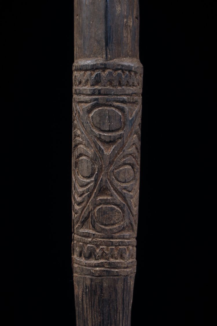 Pointe de lance, art tribal, art océanien, Océanie, sculpture, 90 cm