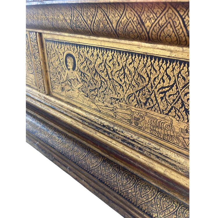 Cassapanca con manoscritti di preghiera thailandesi, periodo Ratanakosin, XIX secolo
