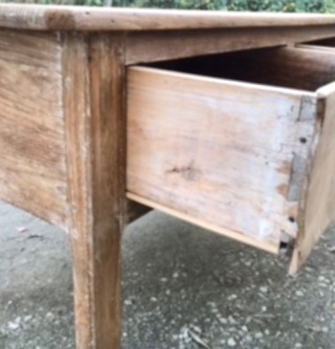 Table console deux tiroirs en chêne massif brut XVIIIEME 