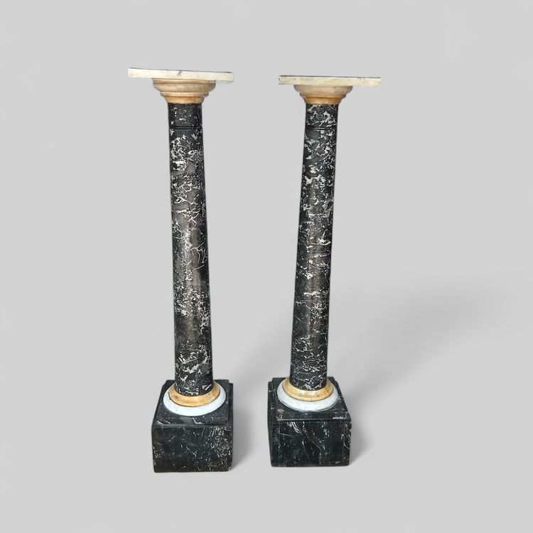 Säulenpaar - Ständer - Marmorscheiden, 19. Jahrhundert H 106 cm, Standsäule