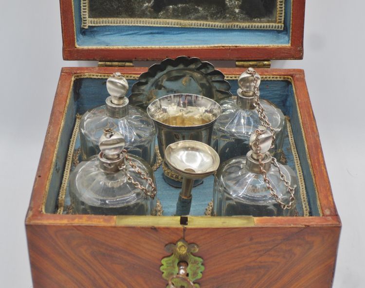 Coffret à senteur, XVIIIe siècle.