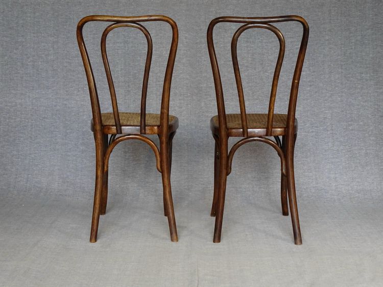 4 Thonet Mundus N°A 48 Bistrostühle aus Rohrgeflecht, 1930