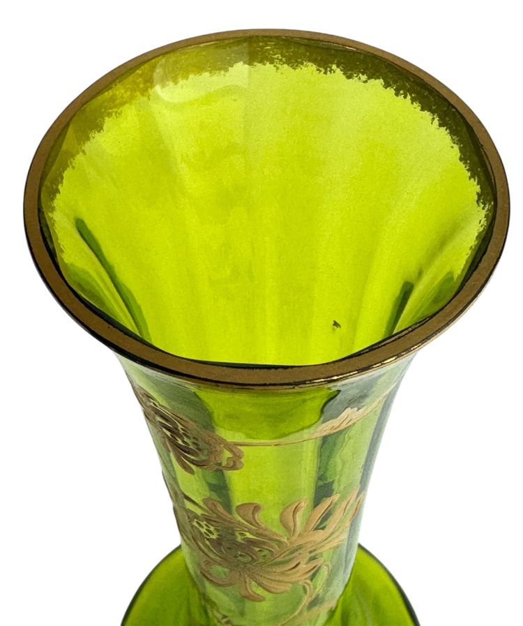 Baccarat - Vase mit Dahliendekor