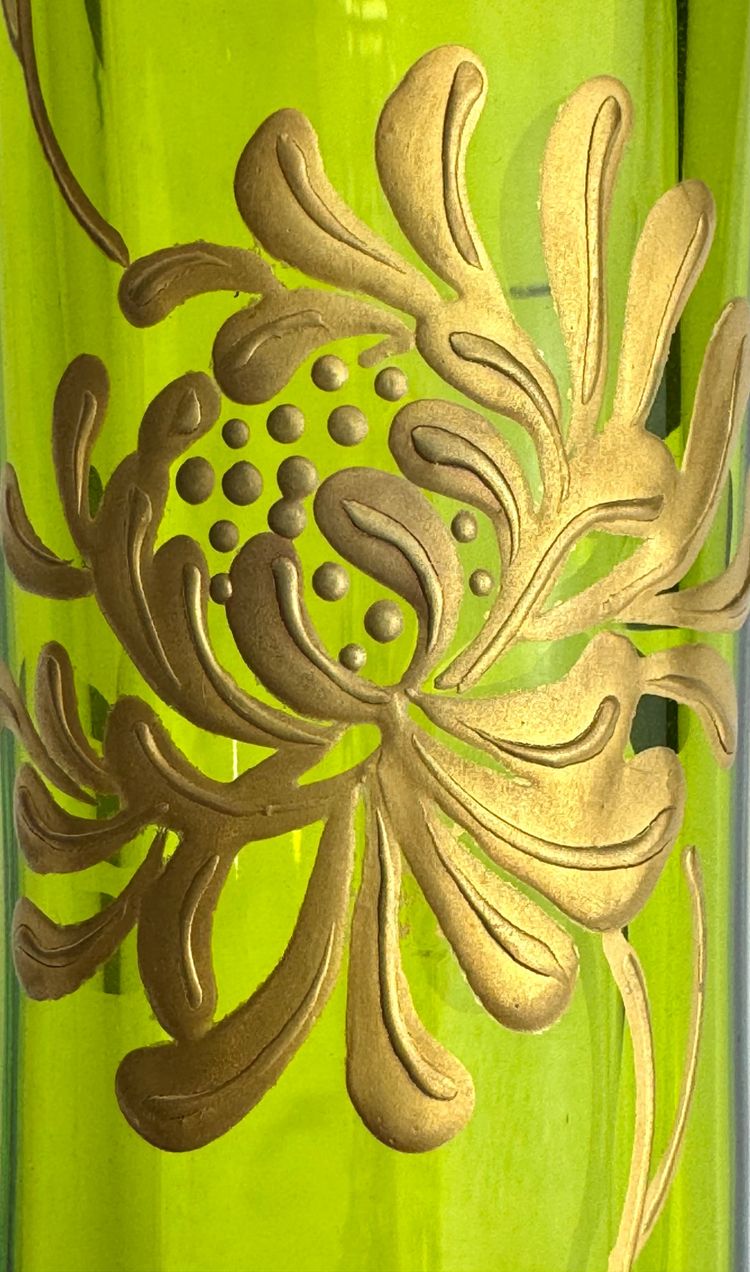 Baccarat - Vase mit Dahliendekor