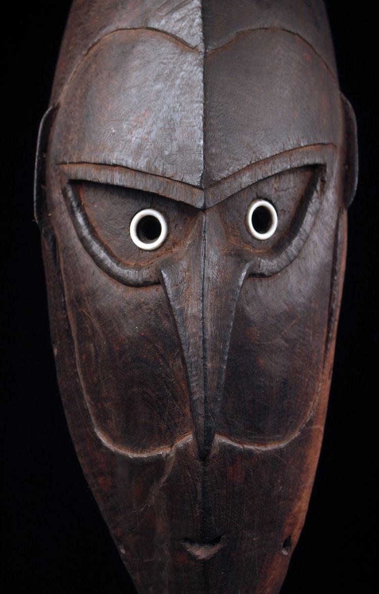 Brag mask, Oceanic art, tribal art, Papua New Guinea, Sculpture, primitive arts, 62 cm