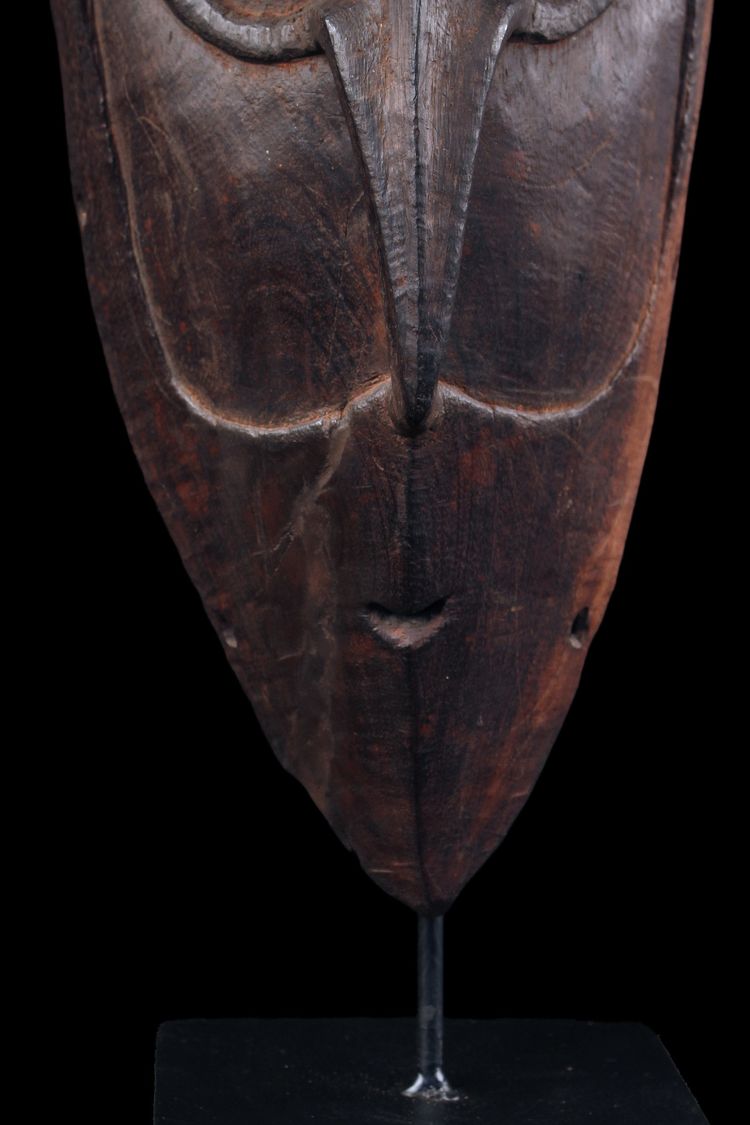 Brag mask, Oceanic art, tribal art, Papua New Guinea, Sculpture, primitive arts, 62 cm