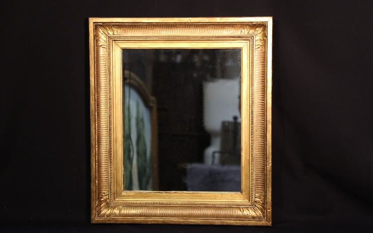 Specchio dei primi del XIX secolo (55 x 63 cm)