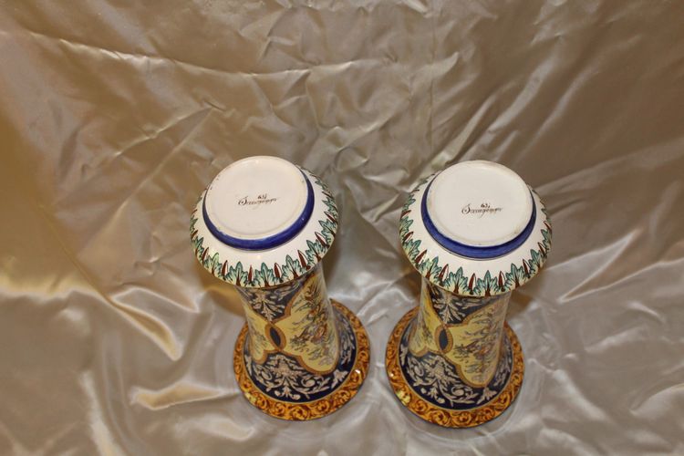 Pair of Sarreguemines earthenware vases with Italian Renaissance decoration, late 19th century