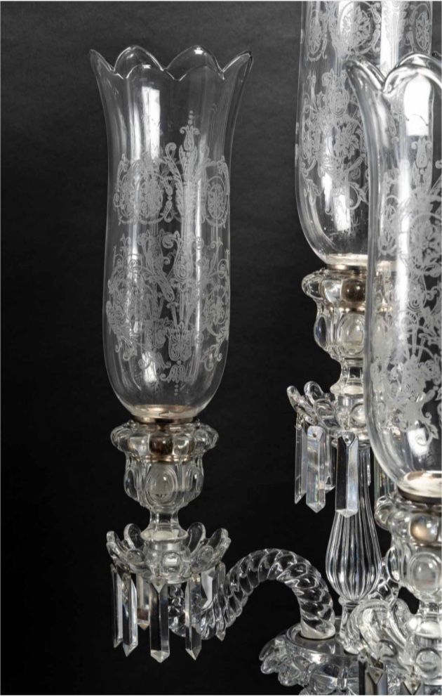 Une paire de girandoles en cristal de Baccarat, fin XIXème siècle 