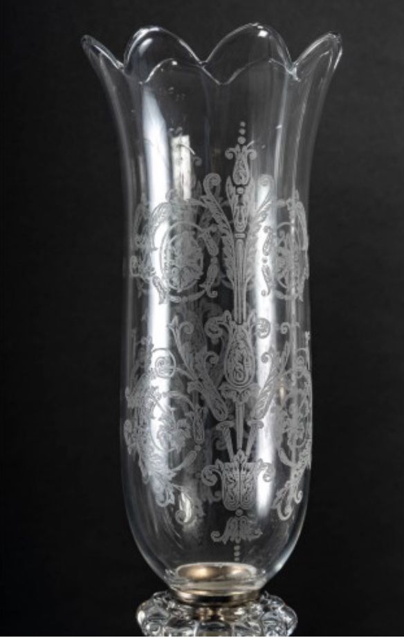Une paire de girandoles en cristal de Baccarat, fin XIXème siècle 