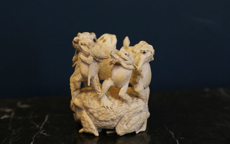 sculpture on ivory 18th-19th century 