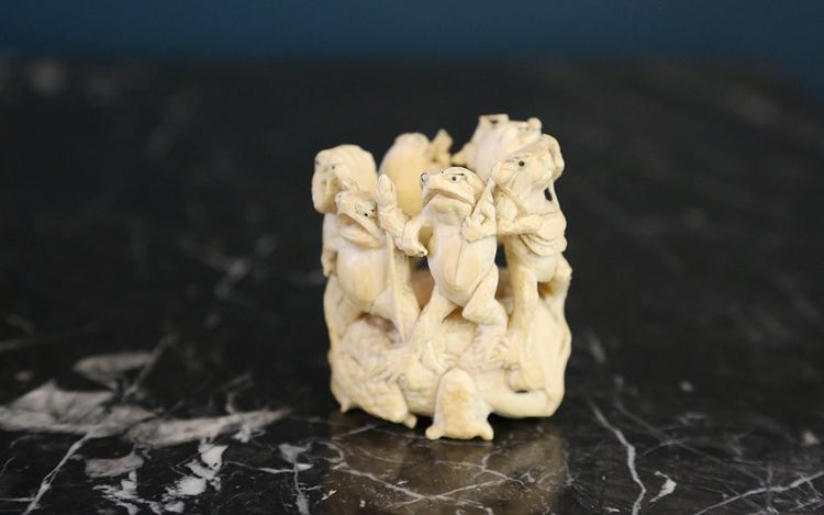 sculpture on ivory 18th-19th century 