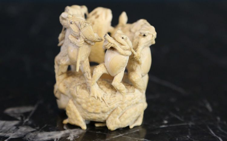 sculpture on ivory 18th-19th century 