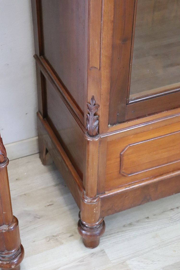 coppia di librerie antiche in noce restaurate