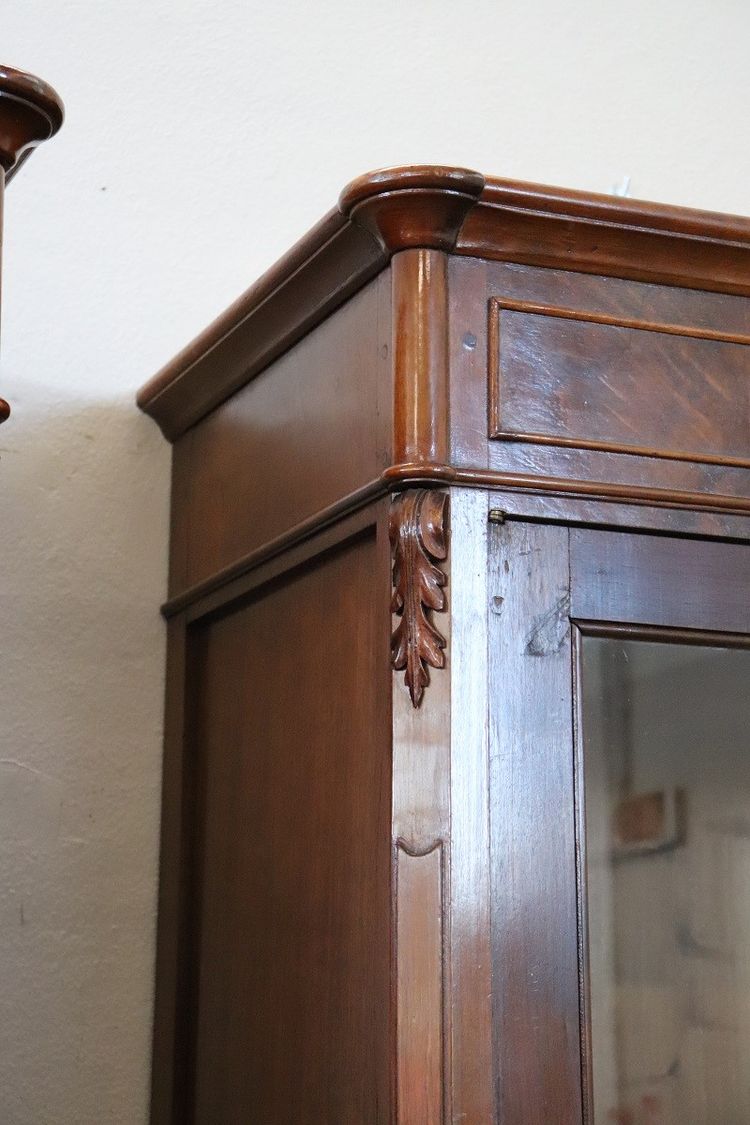 coppia di librerie antiche in noce restaurate