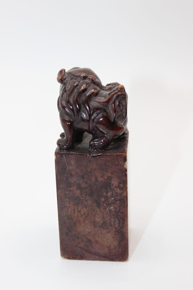 Cachet Chinois représentant deux chiens vers 1900