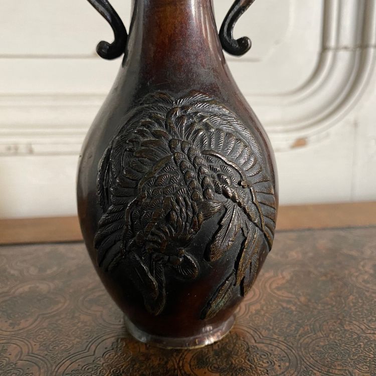 Paire de vases Japon en bronze à patine brune