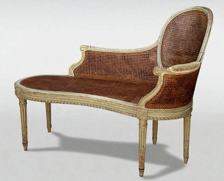 1900S LOUIS XVI STYLE CANED BENCH IN PATINATED WOOD