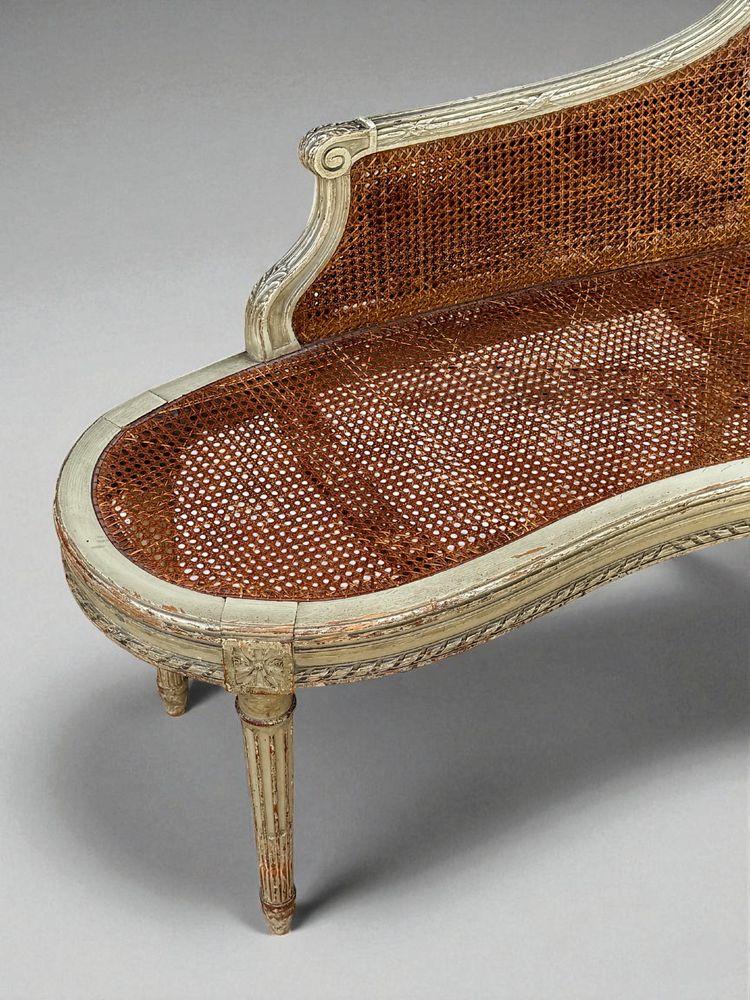 1900S LOUIS XVI STYLE CANED BENCH IN PATINATED WOOD