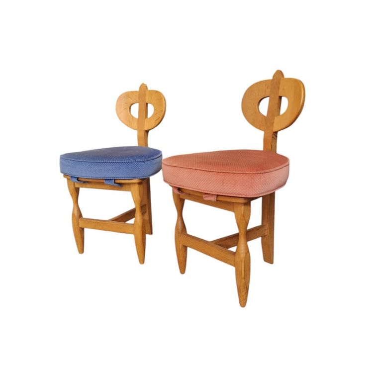 Guillerme et Chambron, rarissima coppia di sedie treppiede, Edition Votre Maison circa 1960