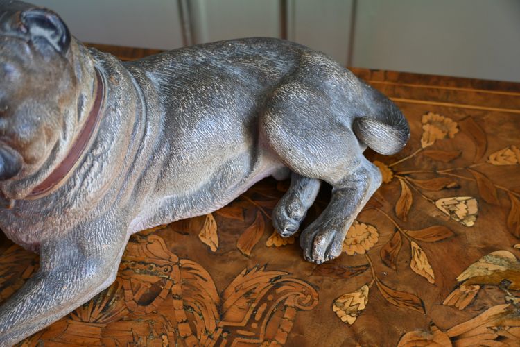 Mops, Terrakotta-Hund 19. Jahrhundert
