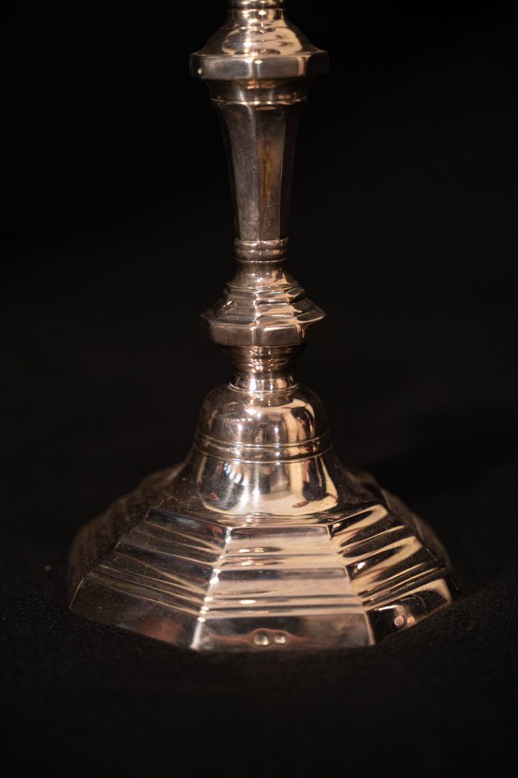 Pair of Louis XIV style silver-plated candlesticks / torches