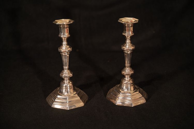 Pair of Louis XIV style silver-plated candlesticks / torches