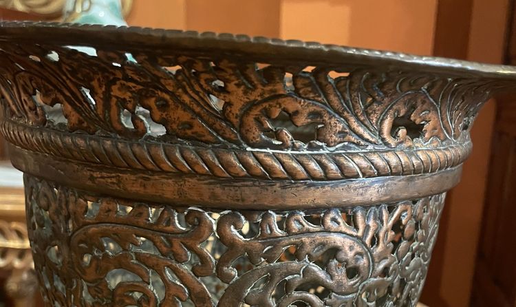 17th Century Italian Bronze Cup Or Urn