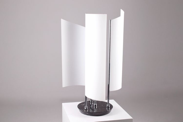 Lampada mobile "Arianna" per Oluce.