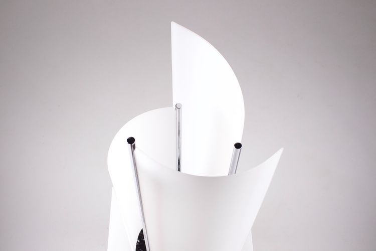 Lampada mobile "Arianna" per Oluce.