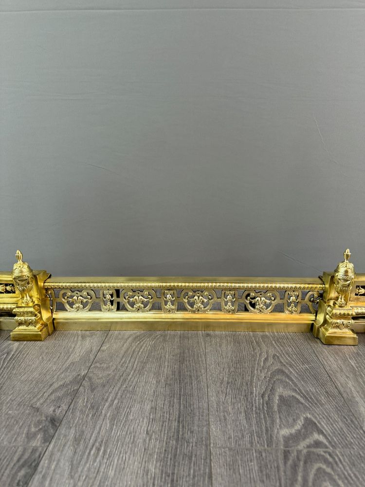 Paire de chenets en bronze doré, style Louis XVI, XIXe Siècle