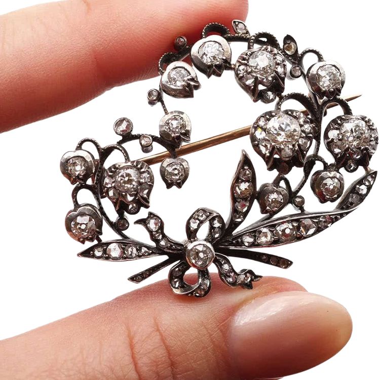 Antique lily of the valley diamond brooch in 18 karat gold and silver, Art Nouveau Arnould ivy