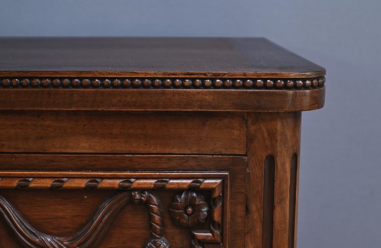 Kommode aus Nussbaum, Stil Louis XVI - Mitte 20.