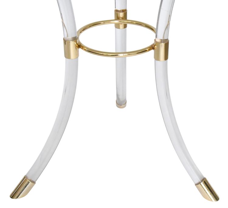 Tavolo con piedistallo Hollywood Regency in ottone dorato e lucite attribuito a Charles Hollis Jones