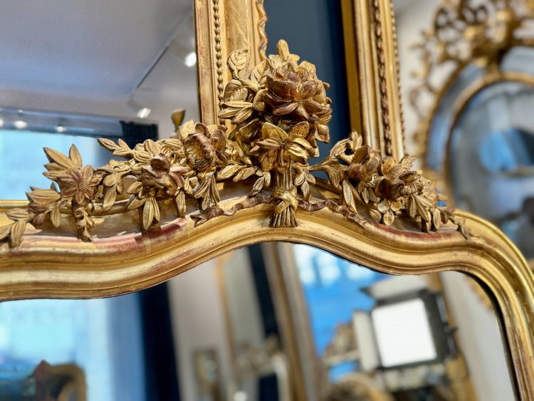 Louis Philippe mirror with pediment Ref. 613/ 100x162