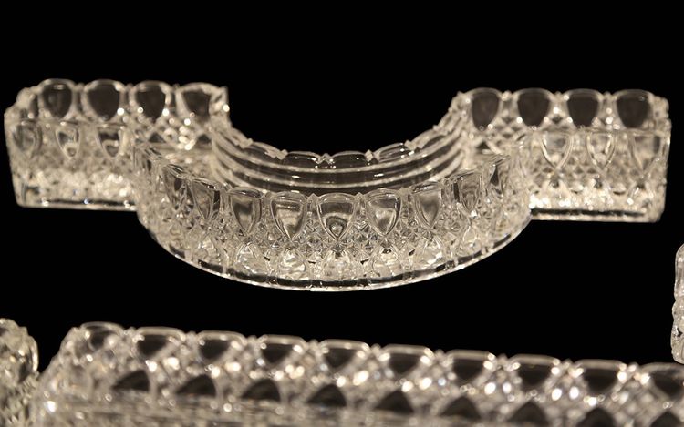 Chemin De Table Cristal DeVal Saint Lambert, Modèle "bambou" 