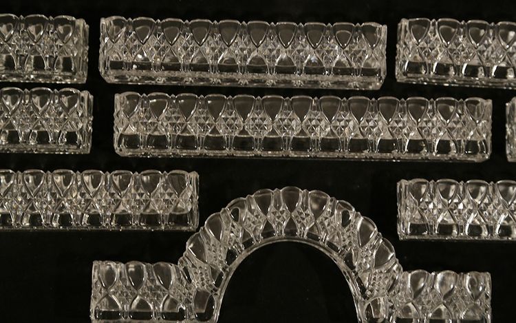 Chemin De Table Cristal DeVal Saint Lambert, Modèle "bambou" 
