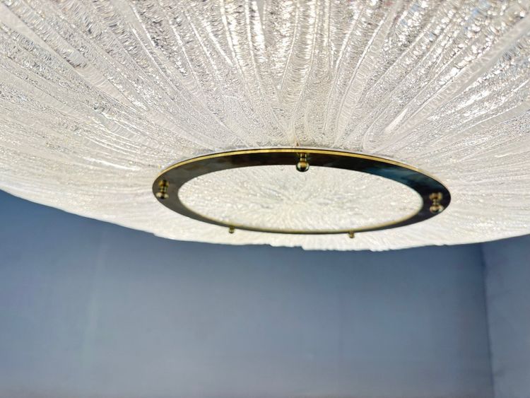 Important glass and brass chandelier, Venini circa 1960, one pair available