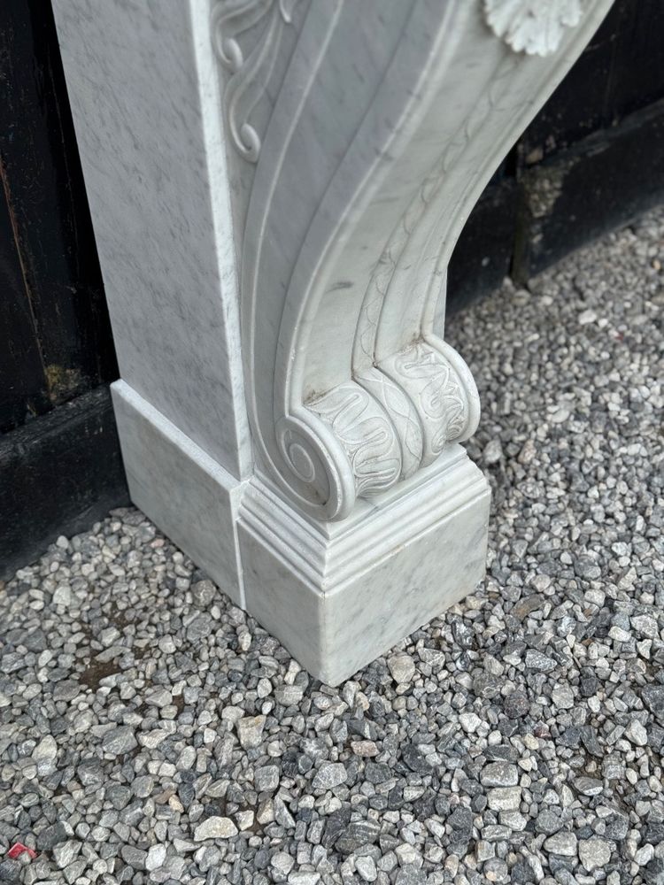 Charles X fireplace in Carrara marble, 19th century