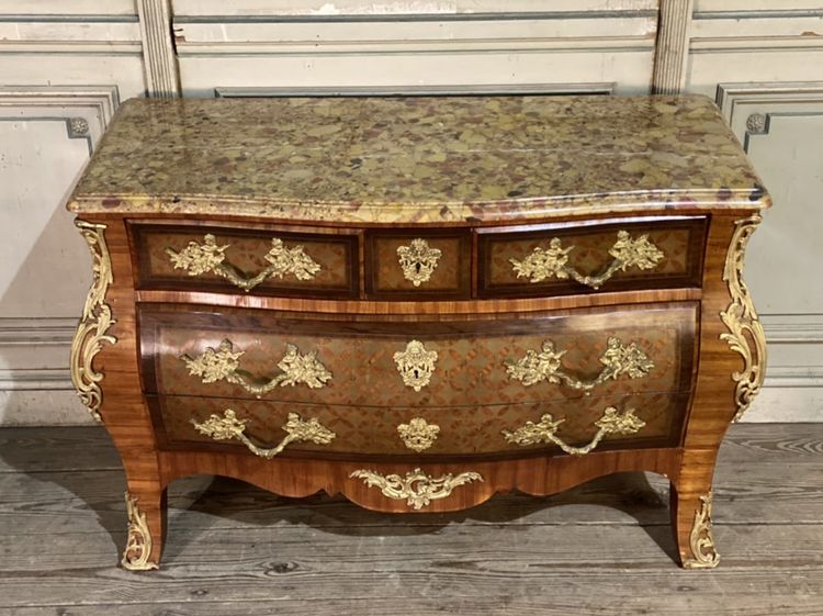 Cassettiera intarsiata in stile Regency