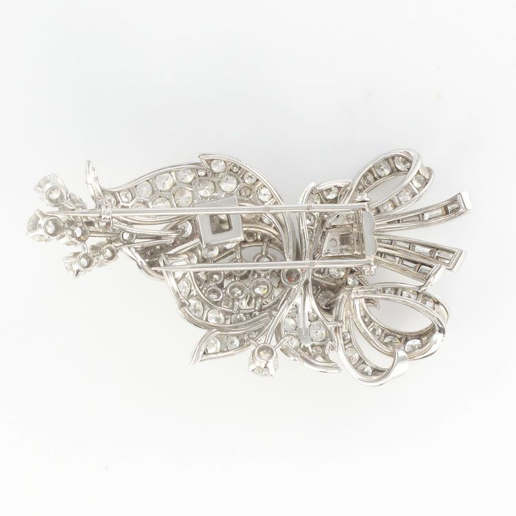 Spilla con diamanti brillanti e baguette