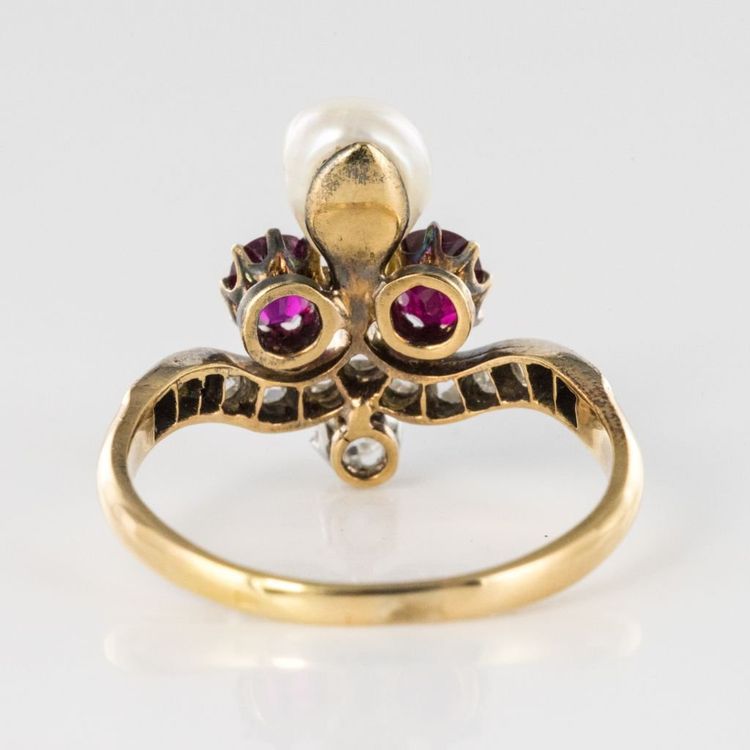 Bague Ancienne Duchesse Rubis Diamants Et Perle Fine
