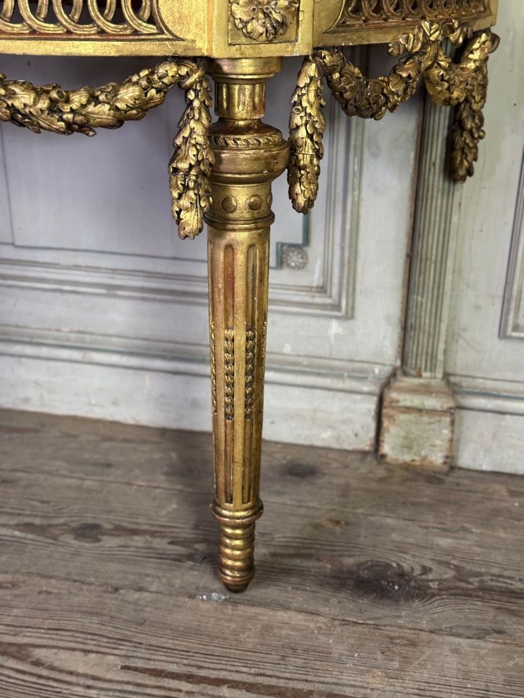 Console Louis XVI en bois sculpté et doré marbre brocatelle du Jura, XVIIIème siècle