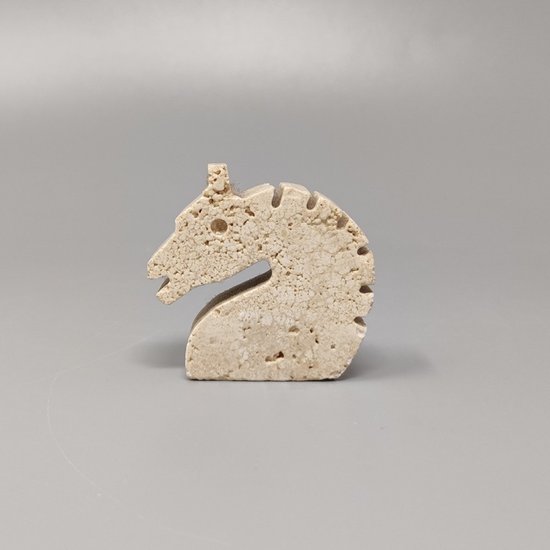 1970 Original sculpture of horse in travertine by Enzo Mari for F.lli Mannelli