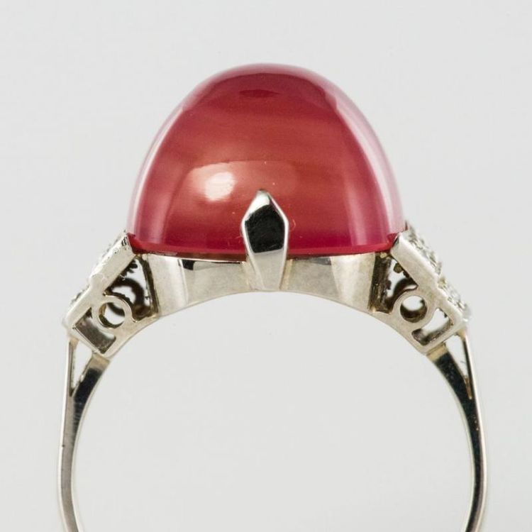 Ring Chalcedon Zuckerhut Und Diamanten