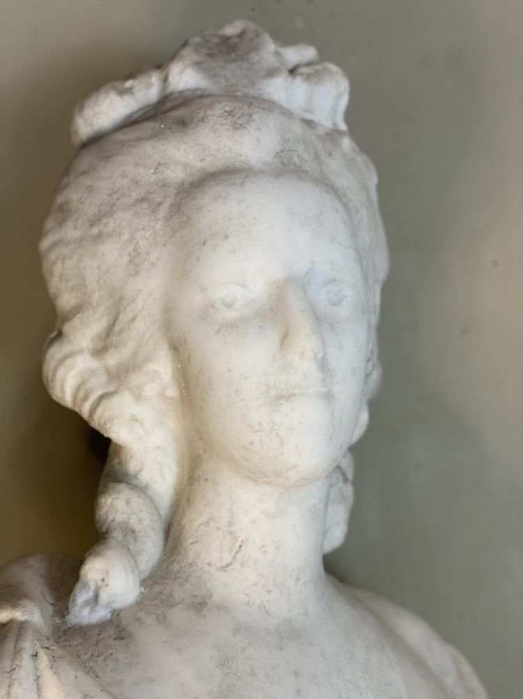 Marie-antoinette, Bust In Carrara Marble